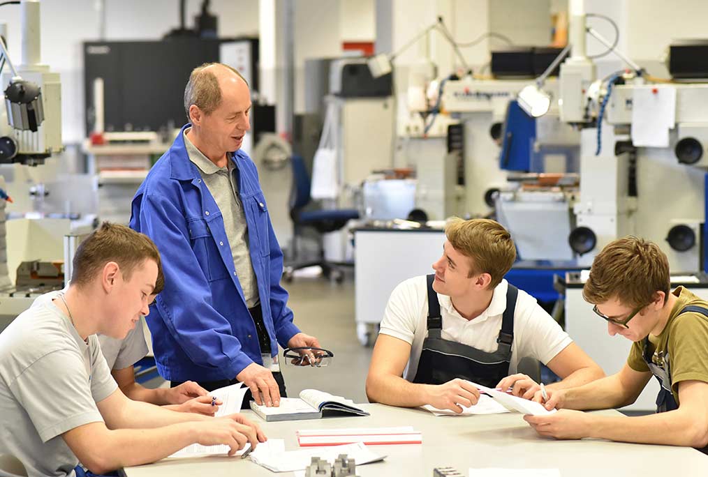 Les contrats d'apprentissage du Lycée Kersa La Salle Ploubazlanec